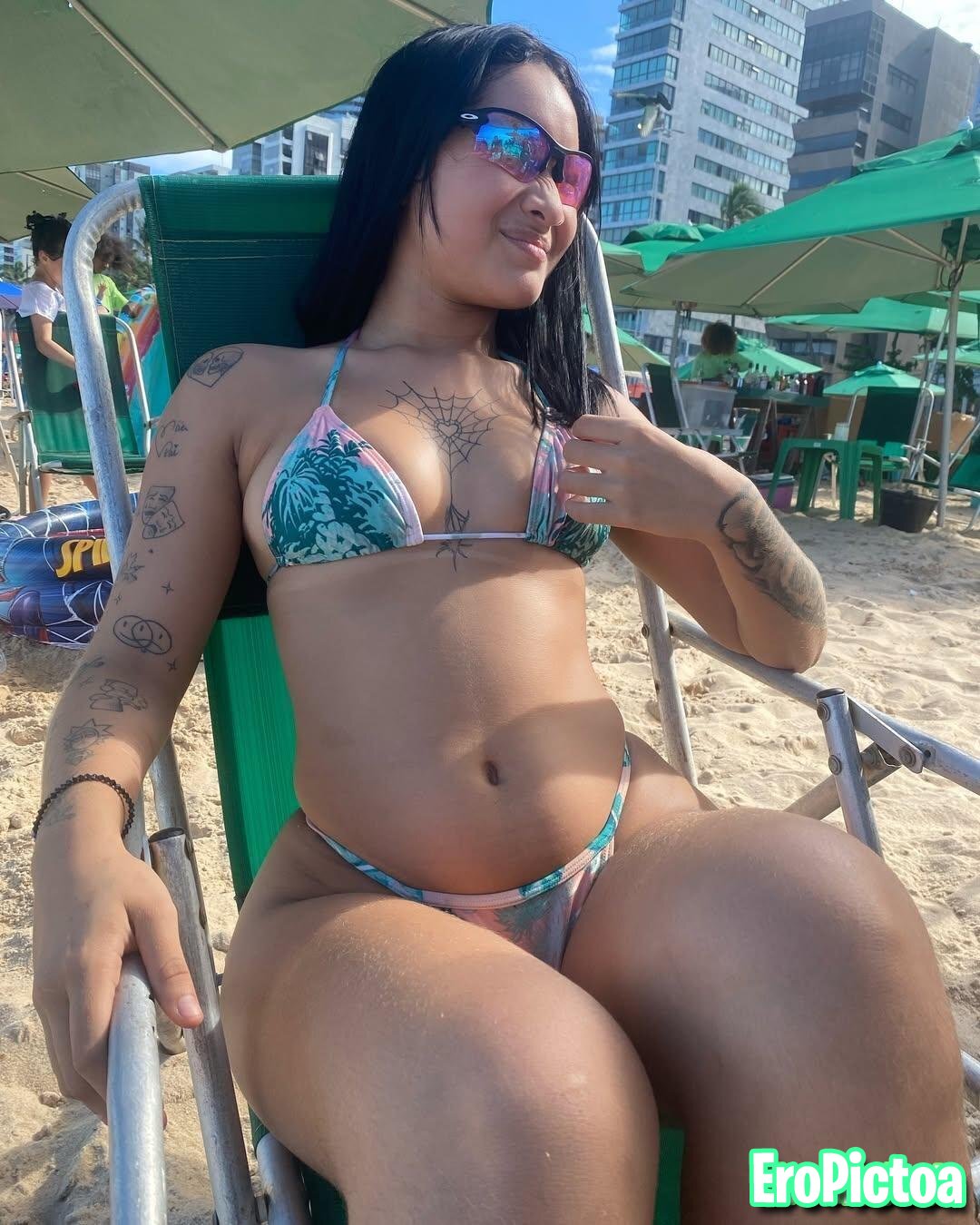 Maria do TikTok photo featuring tatuada