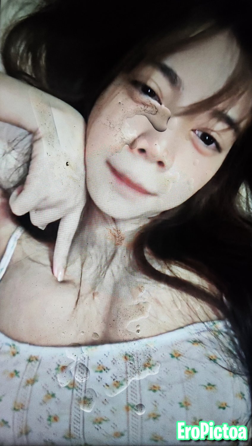 tiktok thai slut photo featuring tits - Part 4