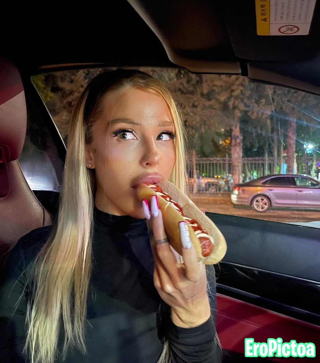 Perfect TikTok DSLs photo featuring whore - Part 36