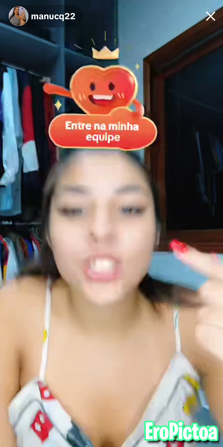 Live tiktok photo featuring Novinha