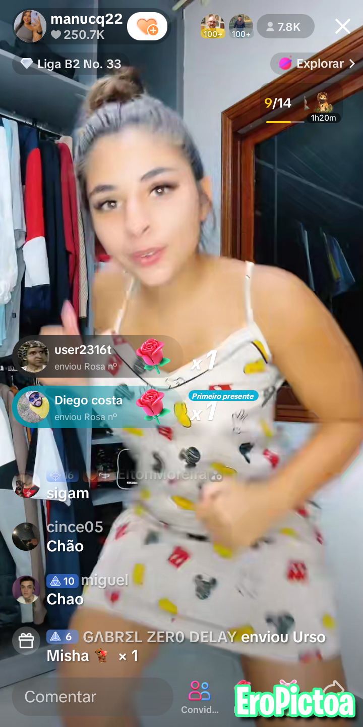 Live tiktok photo featuring Dança