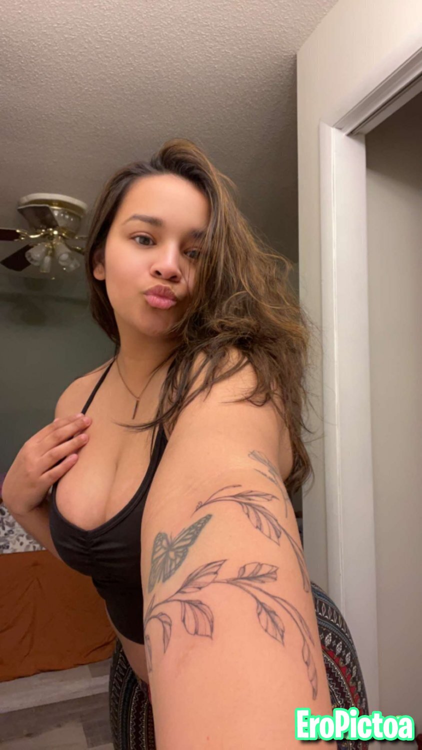 Tiktok thot Hassy photo featuring ass