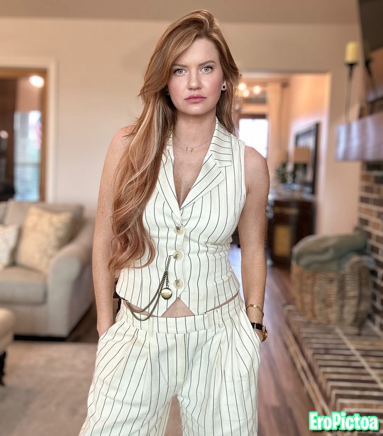 MILF tiktoker photo featuring tiktok