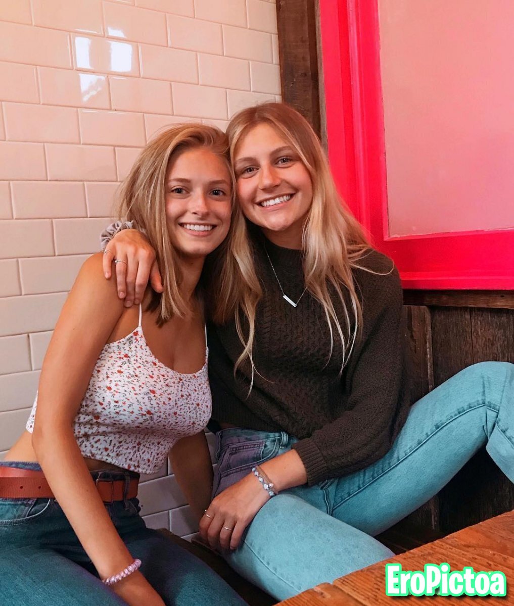 Tiktok BigTitty Hoe photo featuring UoO - Part 21