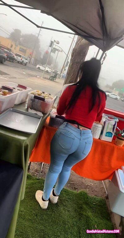 Thumbnail for KarenBlue La culona de los jugos TikTok
