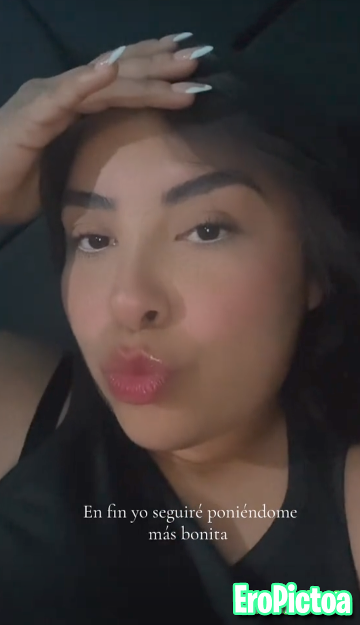 Teresita Güila https://vt.tiktok.com/ZSk6WHpLX/ photo featuring Mujer En Chanclas