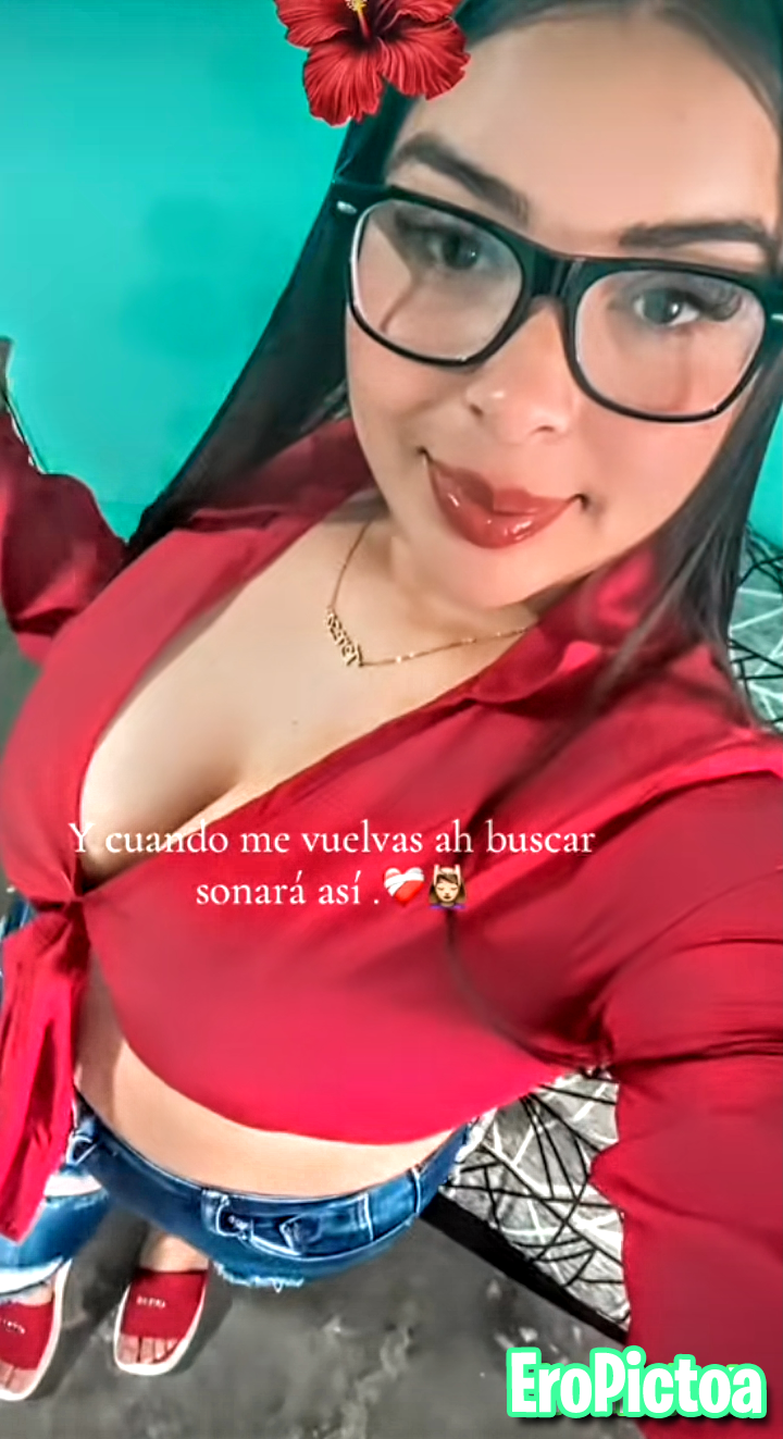 Teresita Güila https://vt.tiktok.com/ZSk6WHpLX/ photo featuring Cara De Puta