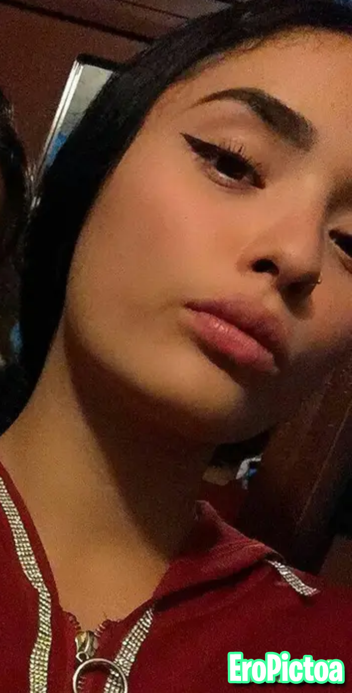 https://vt.tiktok.com/ZSk64BcWk/ photo featuring Cara De Puta - Part 8
