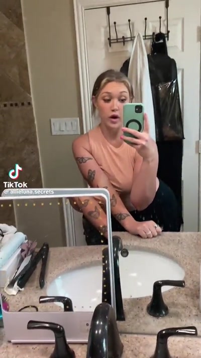 Thumbnail for TikTok slip/show