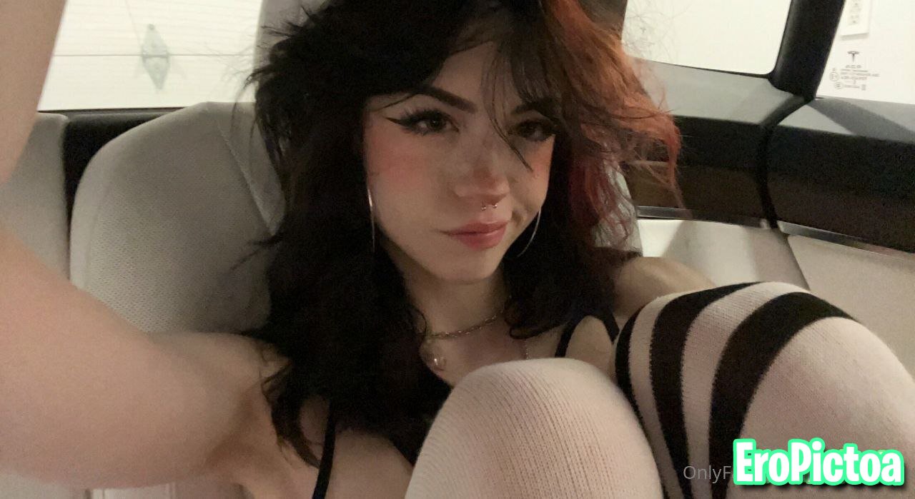 Hannah owo onlyfans photo featuring Dildo - Part 45