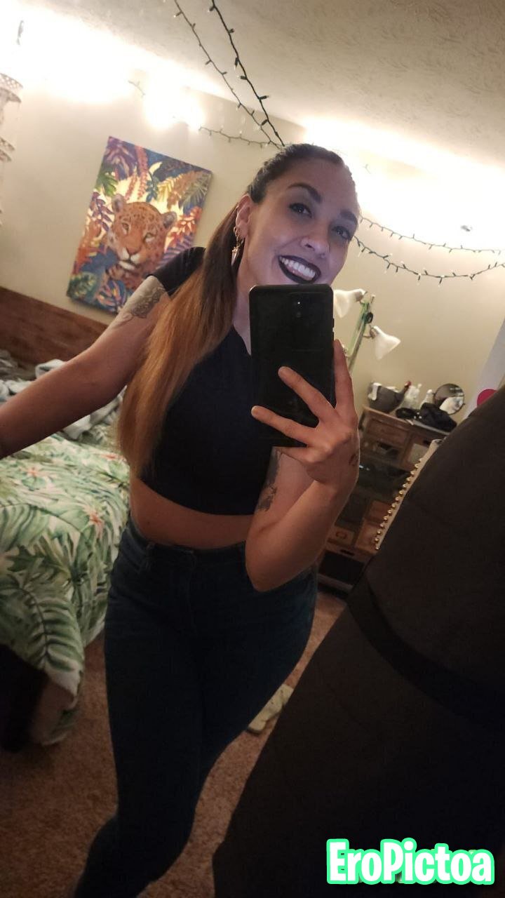 Latinas photo featuring wife - Part 12