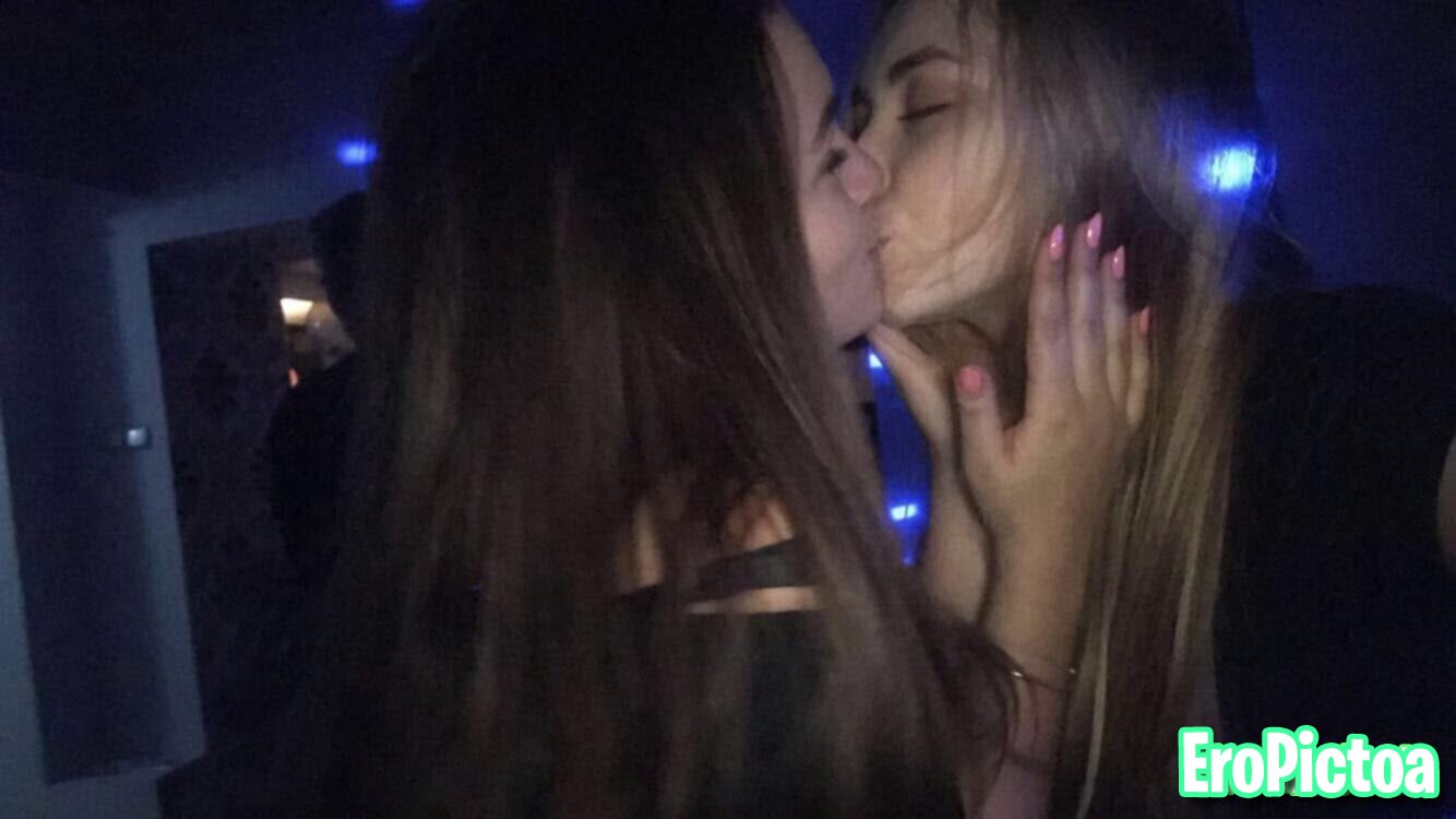 Submitted: Cumslut Kamila photo featuring Oral