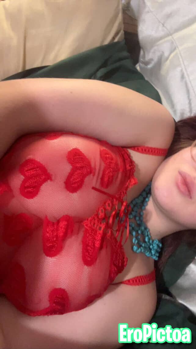 Slut from Austin photo featuring busty whitegirl bigtits - Part 18