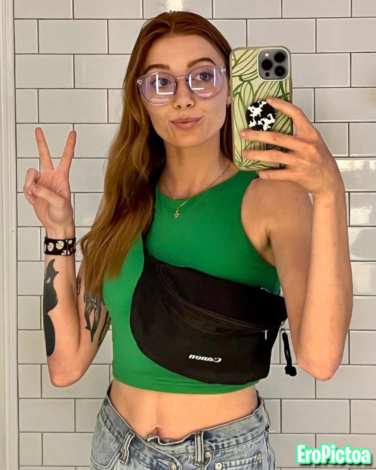 Sexy tiktoker photo featuring choose - Part 5