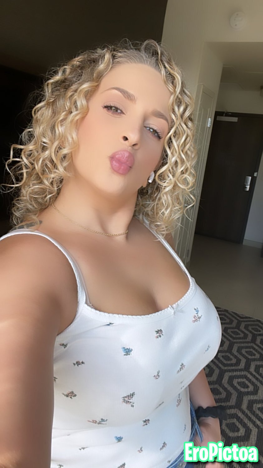 Thick ass pawg photo - Part 7