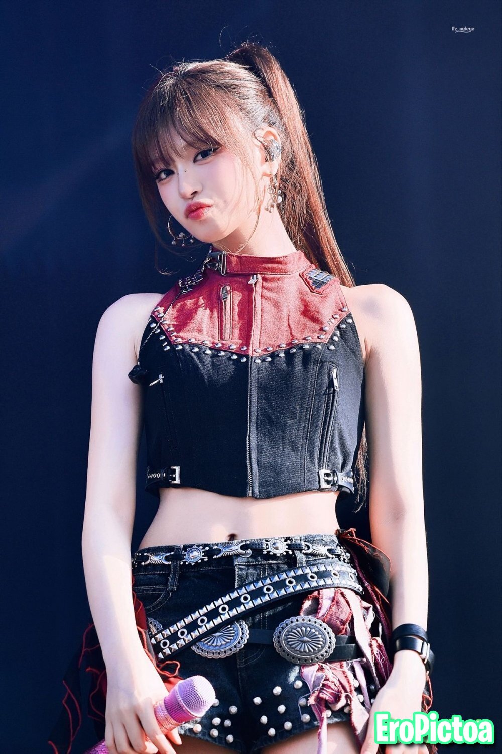 리즈 photo featuring ai - Part 1