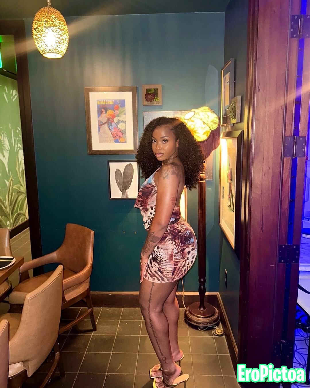 Slim thick chrssysswrld photo - Part 13