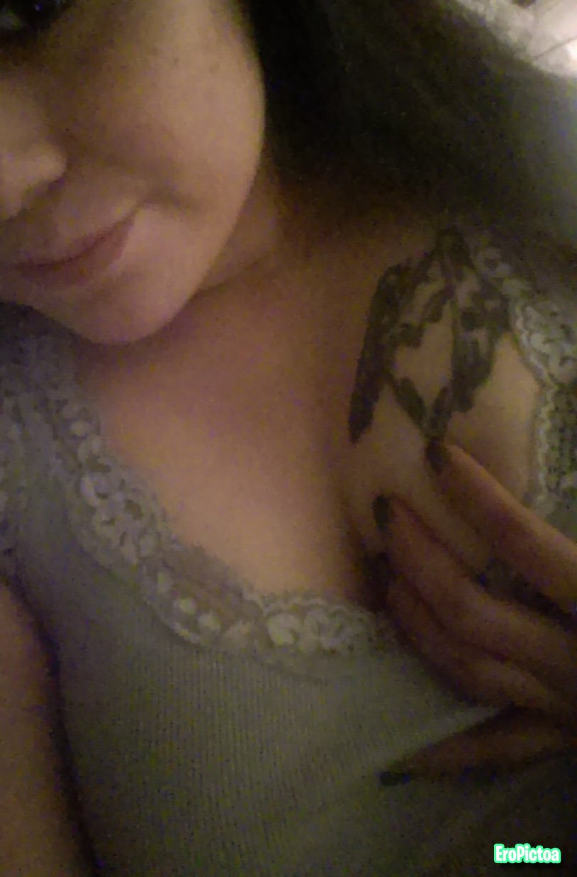 Sexy Milf hacked photo featuring sexy - Part 2