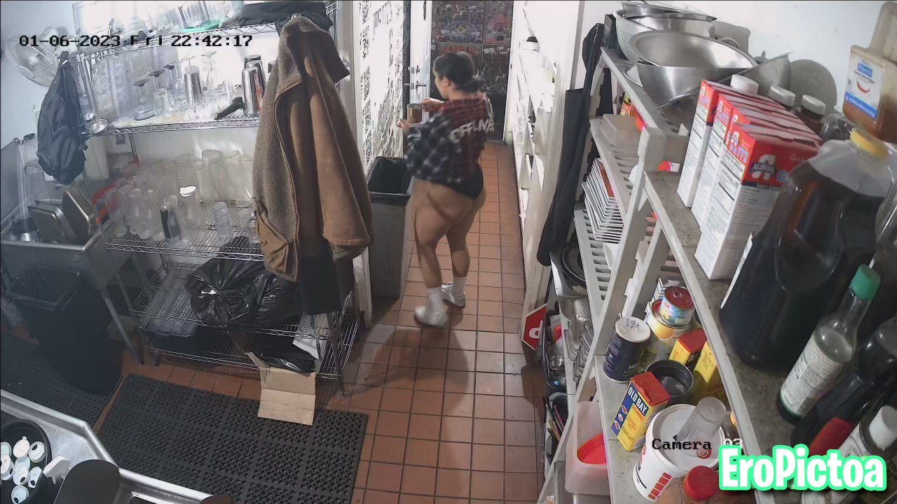 Spycam 2 photo featuring ipcamera - Part 3