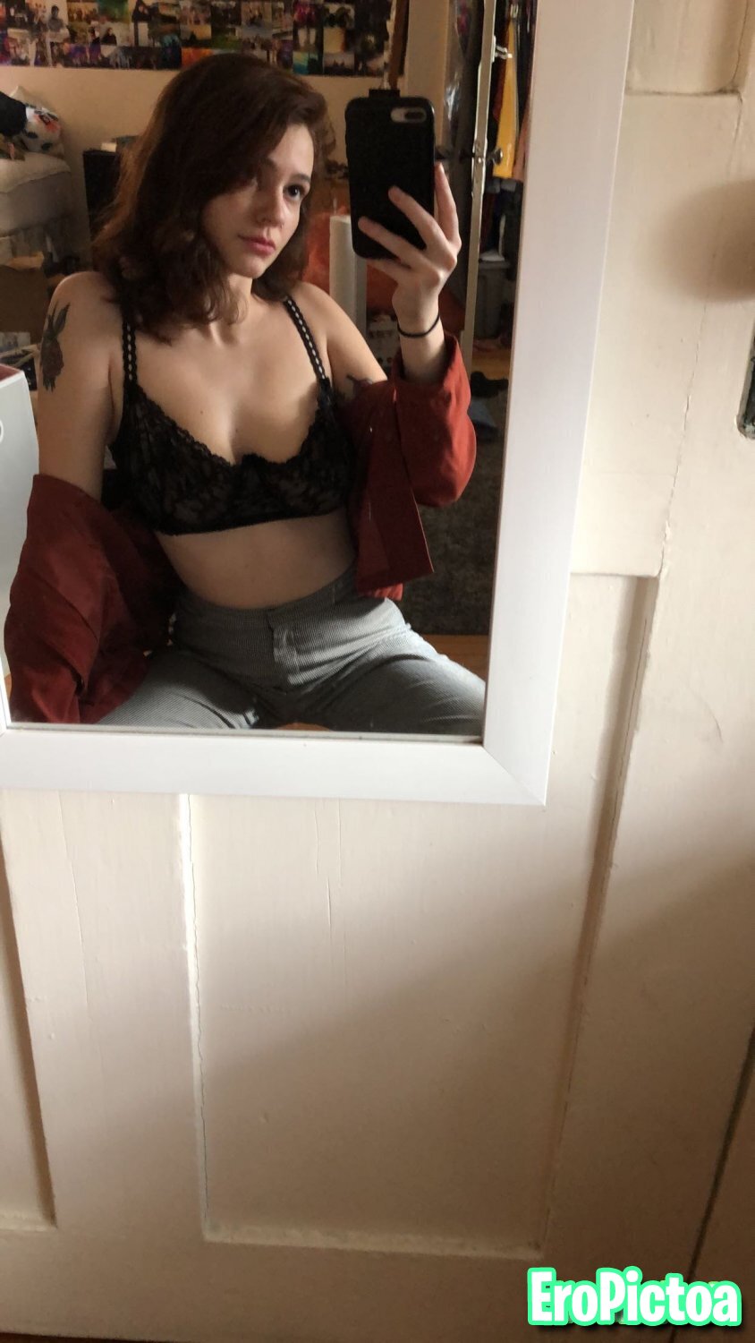 Your Emo Ex Lyla Exposed! photo featuring Ex