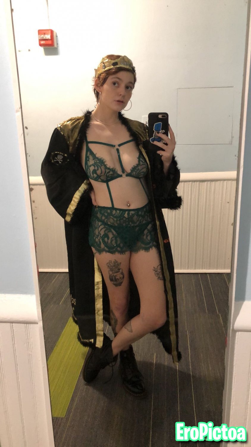 Your Emo Ex Lyla Exposed! photo featuring Boobs