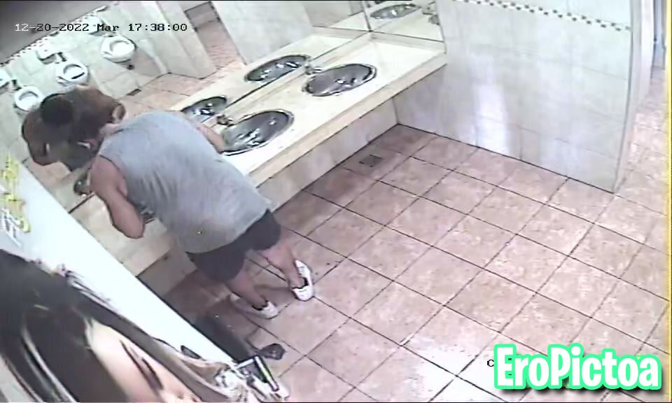 Spycam photo featuring camera - Part 4