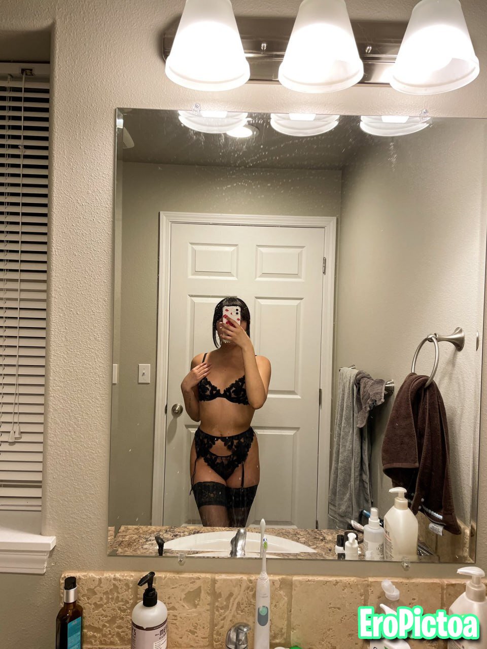 Az Asian slut photo featuring Leaked - Part 25