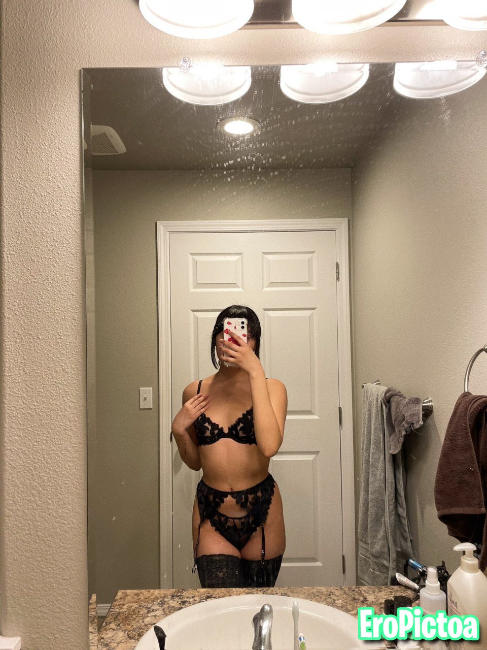 Az Asian slut photo featuring Leaked - Part 28