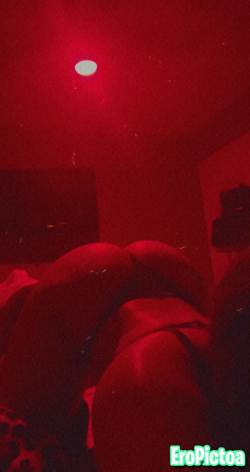 FSU slut exposed photo featuring unaware - Part 6