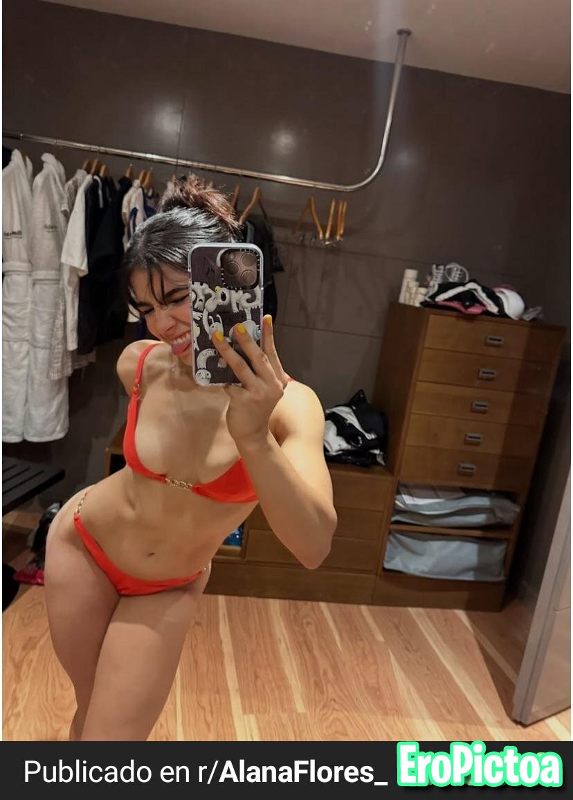 Alana Flores photo