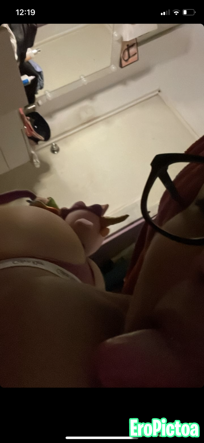 PatchyM0nster Leaked photo featuring instagram