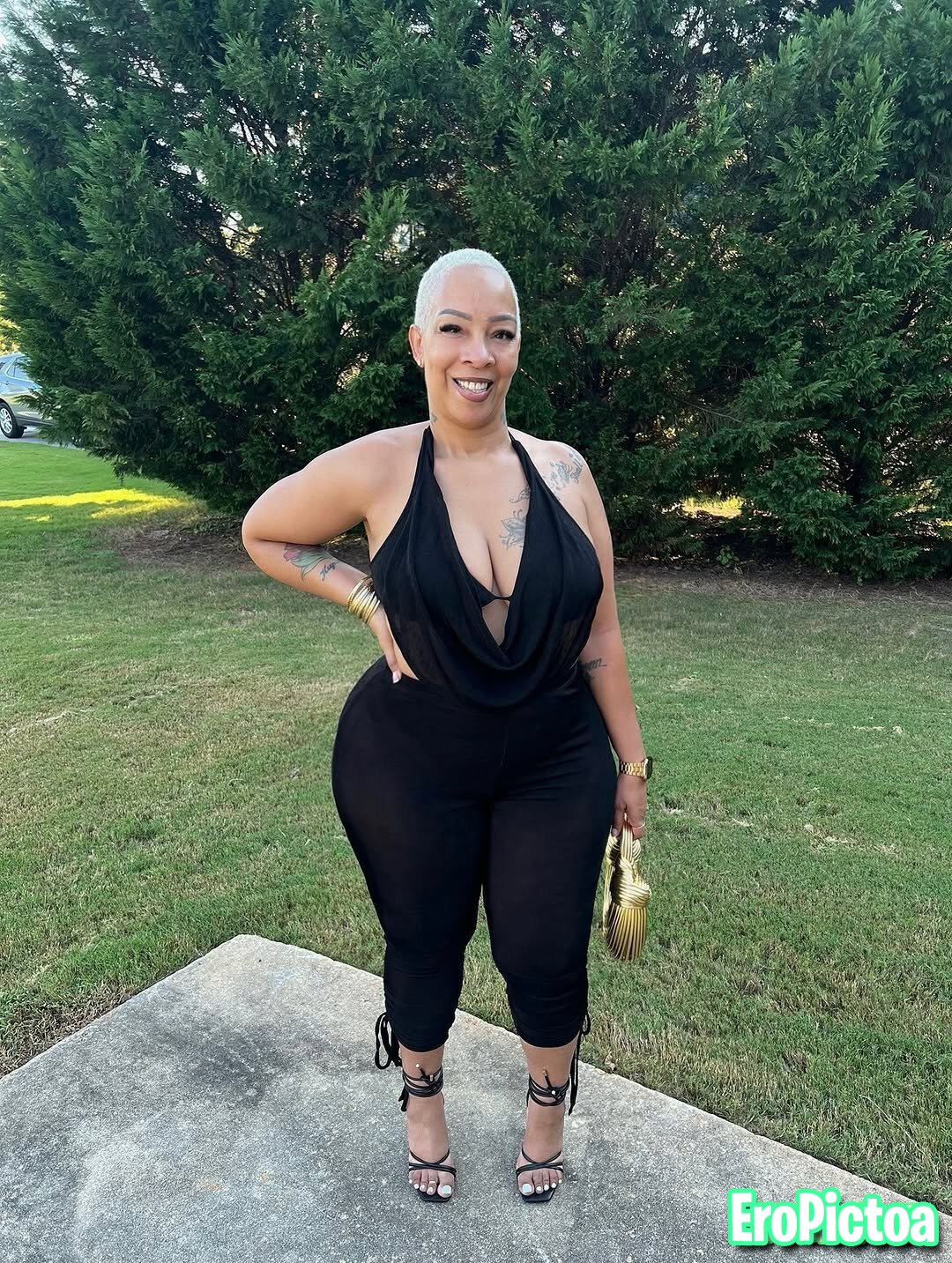 KLala part 4 photo featuring bigbootymom - Part 18