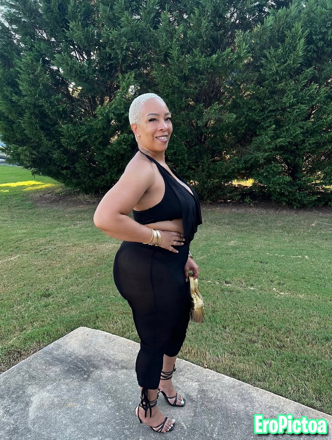 KLala part 4 photo featuring bigbootymom - Part 20