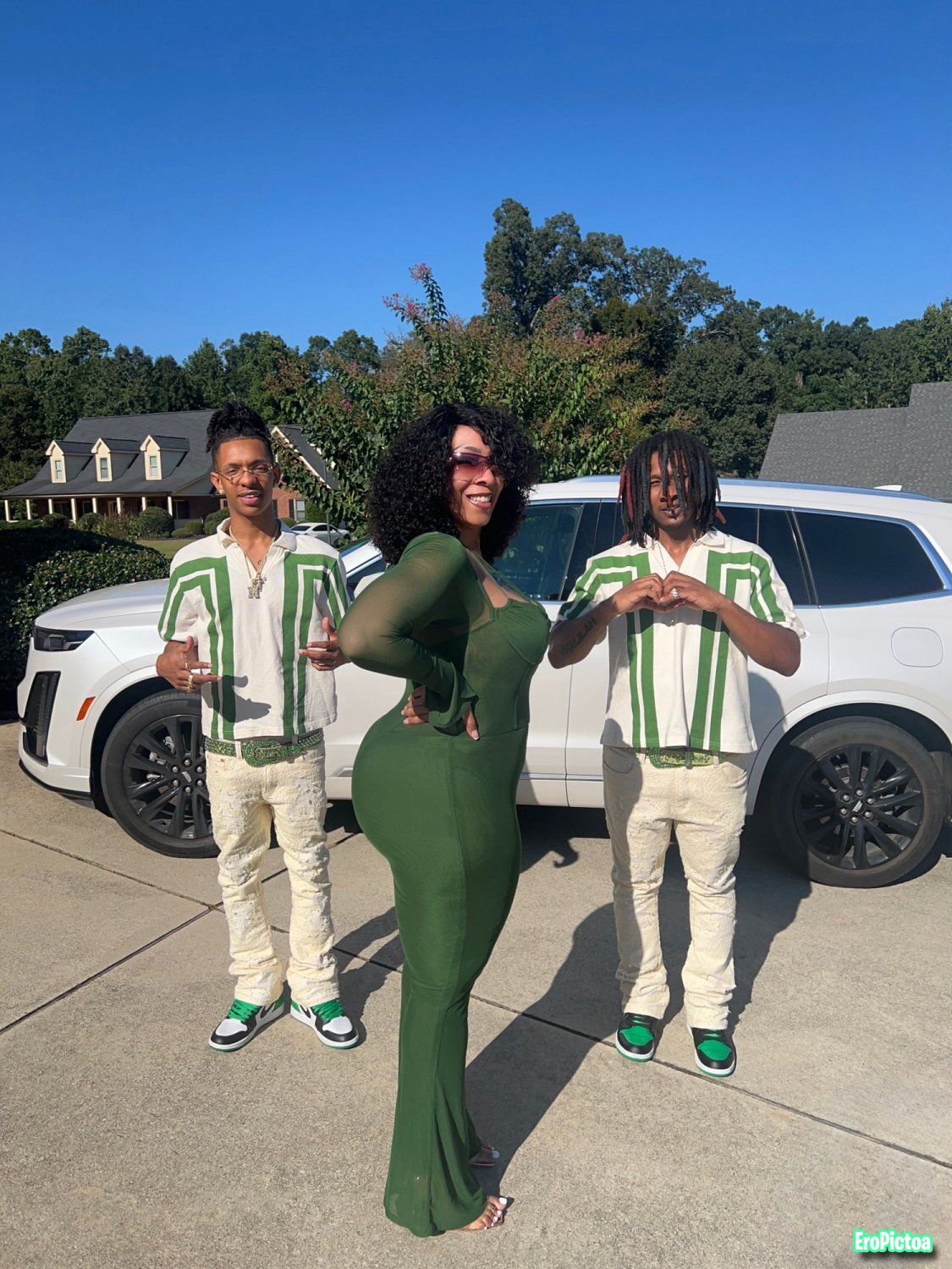 KLala part 4 photo featuring bigbootymom - Part 26