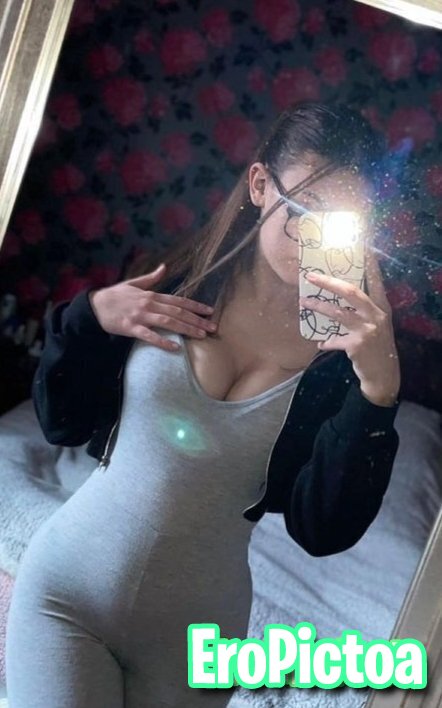 18yo babe photo 18yo babe photo