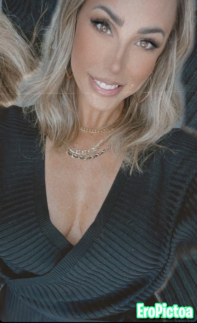 Robyn Fields hotwife photo featuring Robyn fields - Part 30