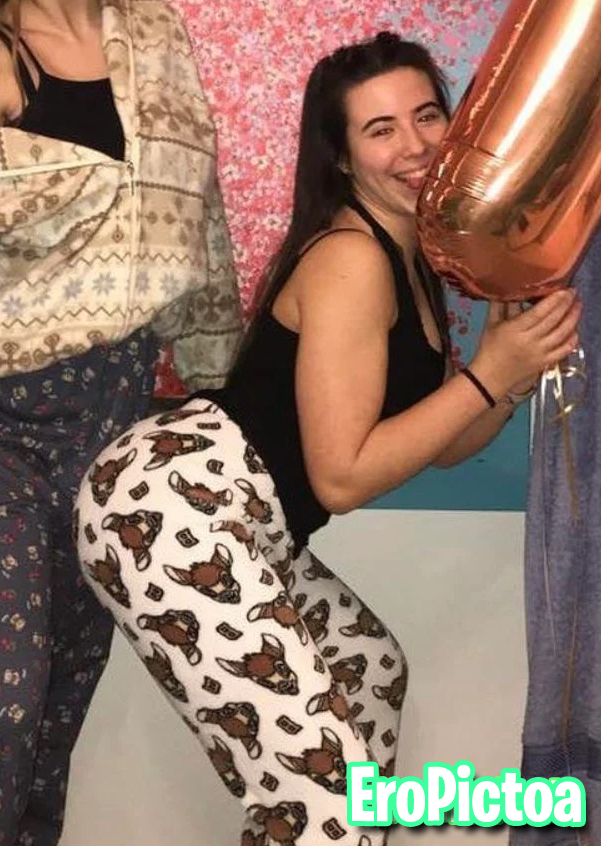 18yo webslut photo - Part 3