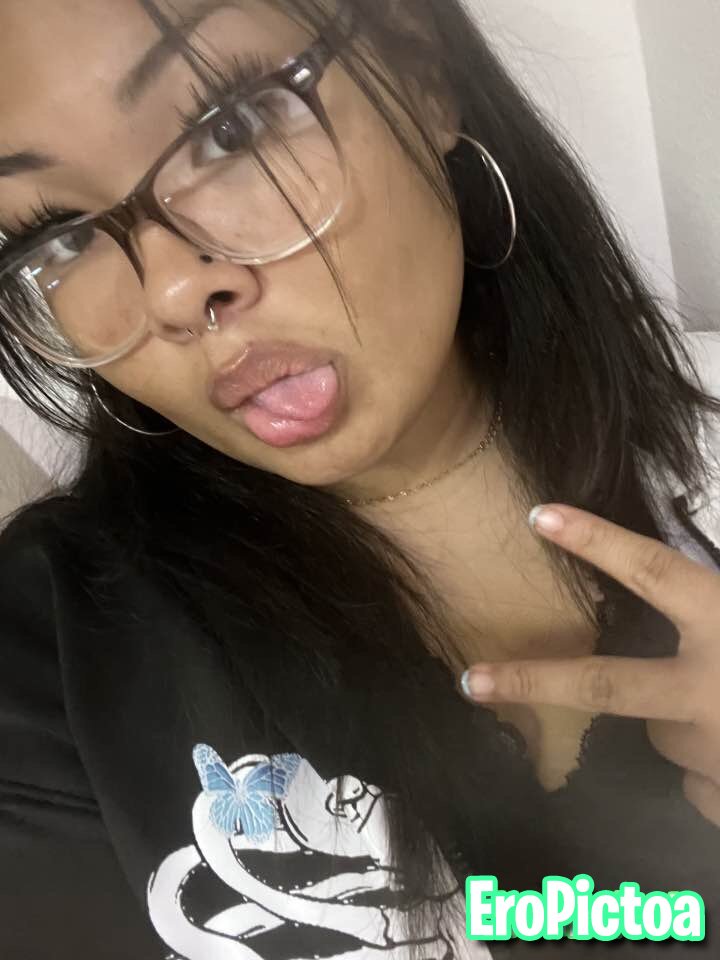 Slut 18yo Gabby exposed photo featuring asian - Part 3