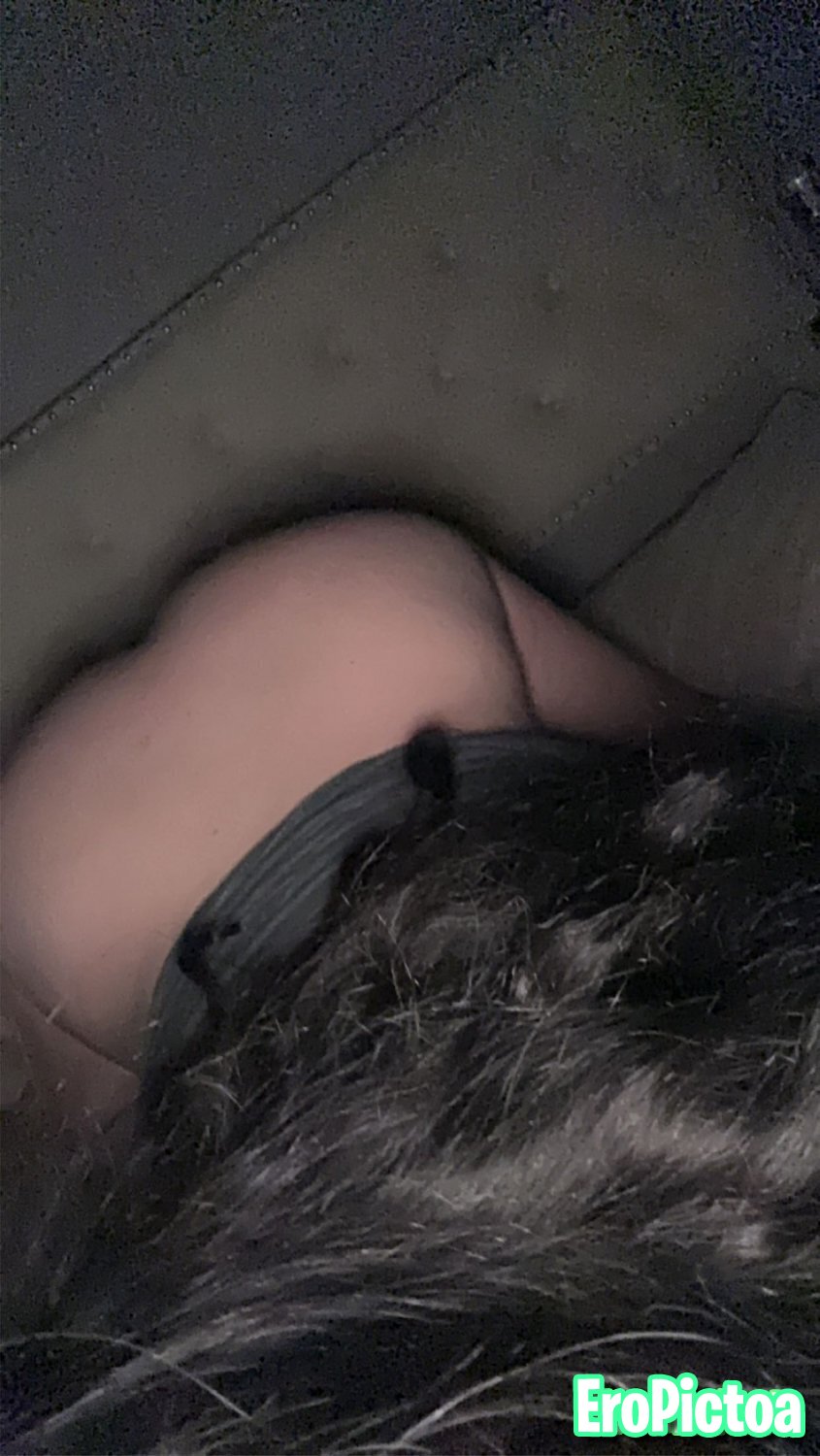 18yo pawg leaked photo featuring 18