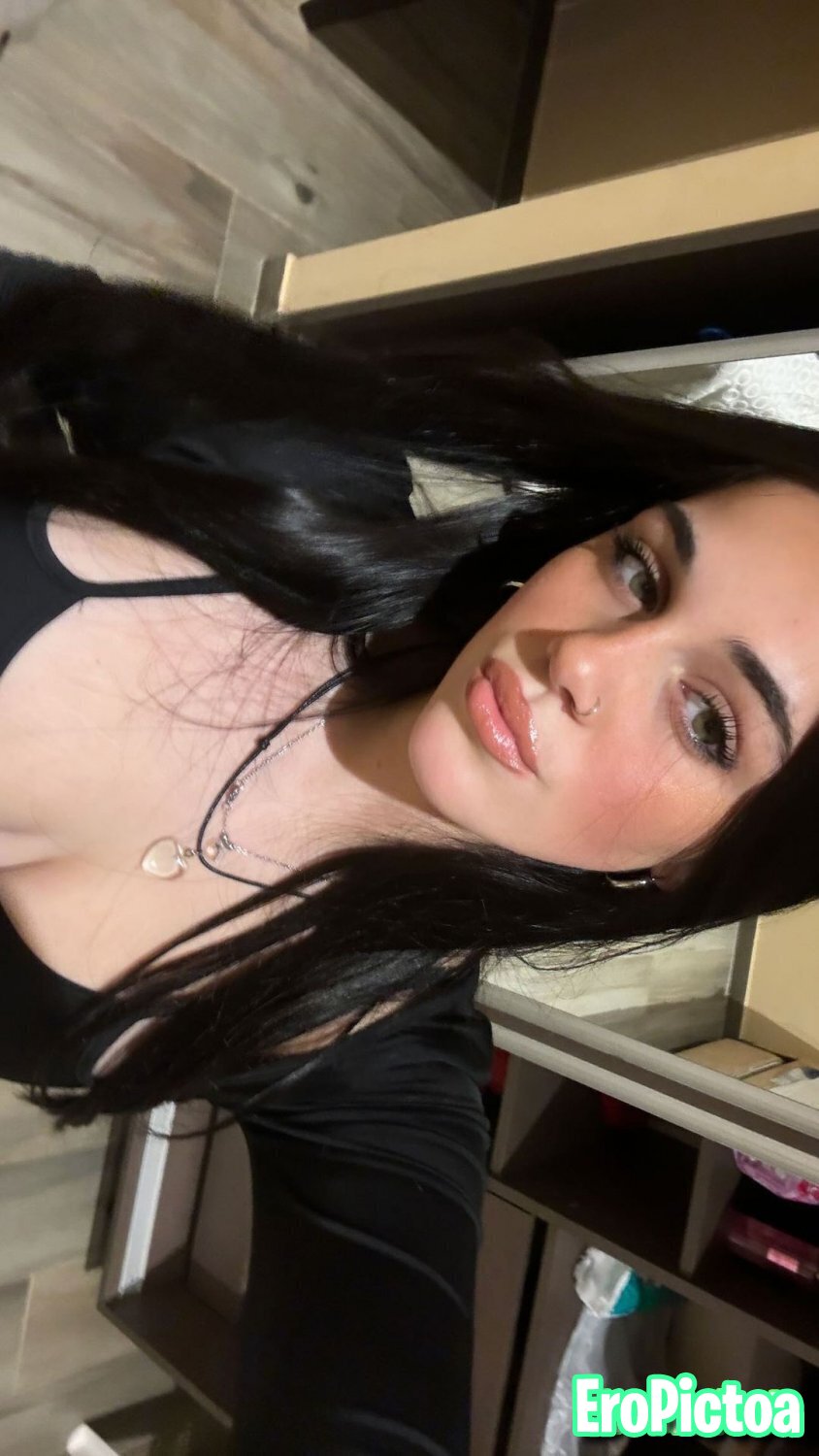 Giulina 18yo irl slut photo featuring cuck - Part 11