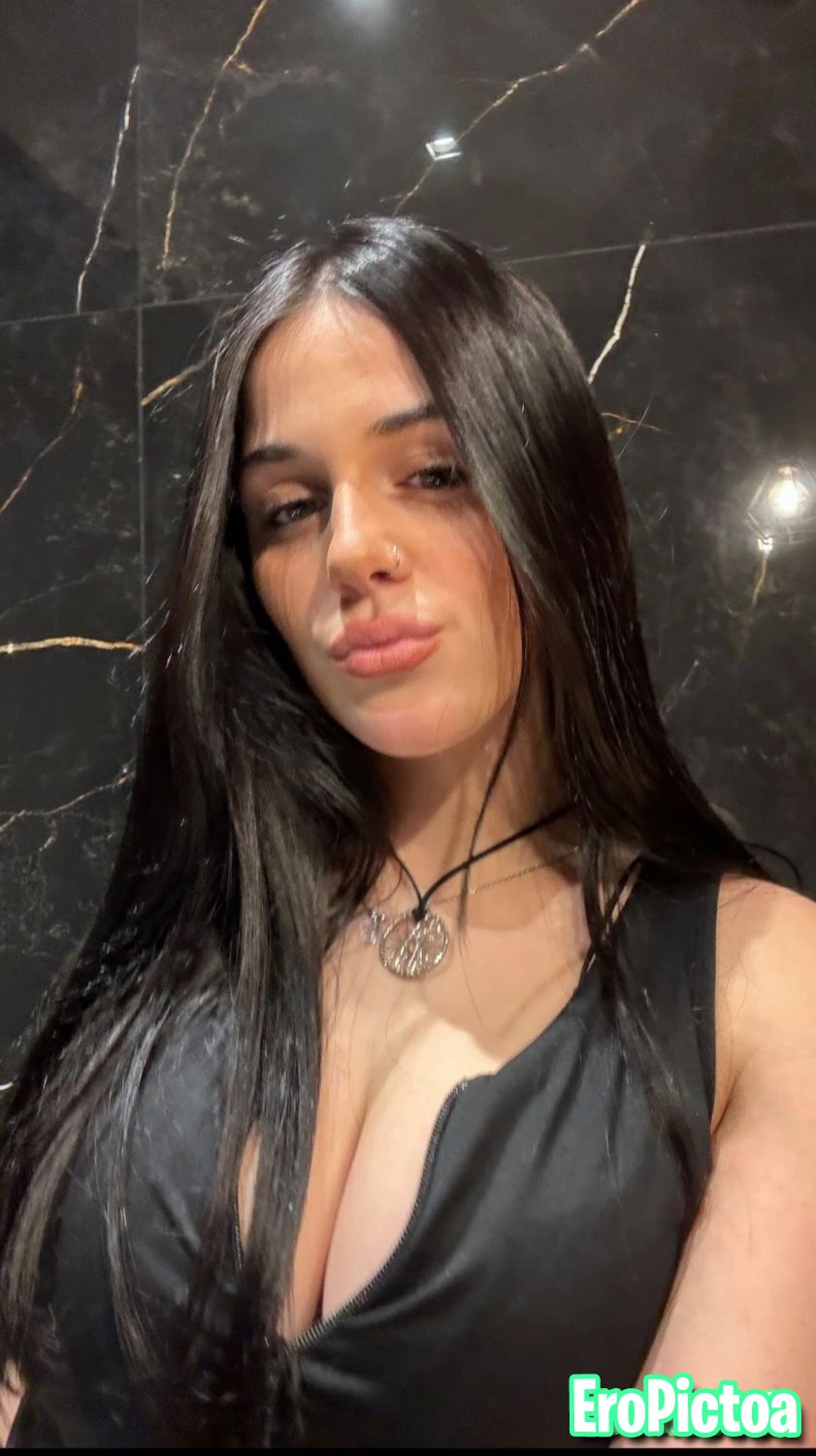 Giulina 18yo irl slut photo featuring cuck - Part 7