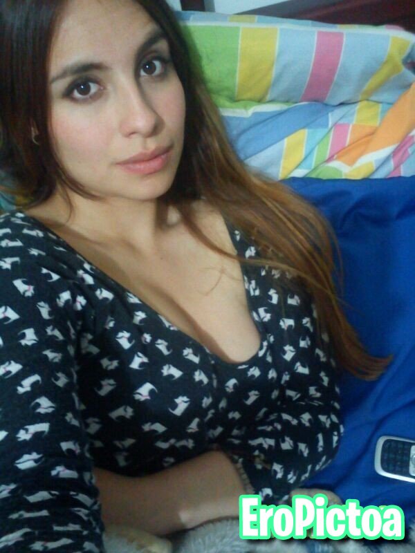 Brunette hottie photo featuring webslut - Part 4