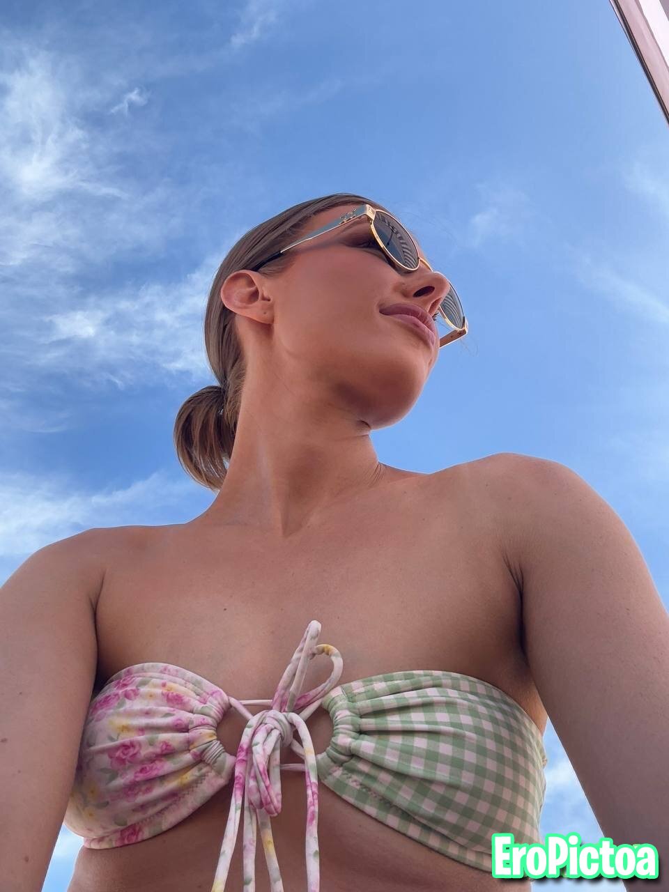 Submitted 30 Year Old Aussie Webslut Danni photo featuring Whore Submitted 30 Year Old Aussie Webslut Danni photo featuring Whore