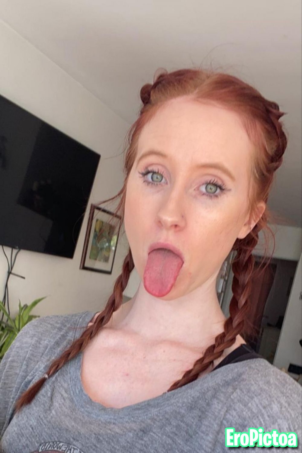 Valerie Webslut photo - Part 5