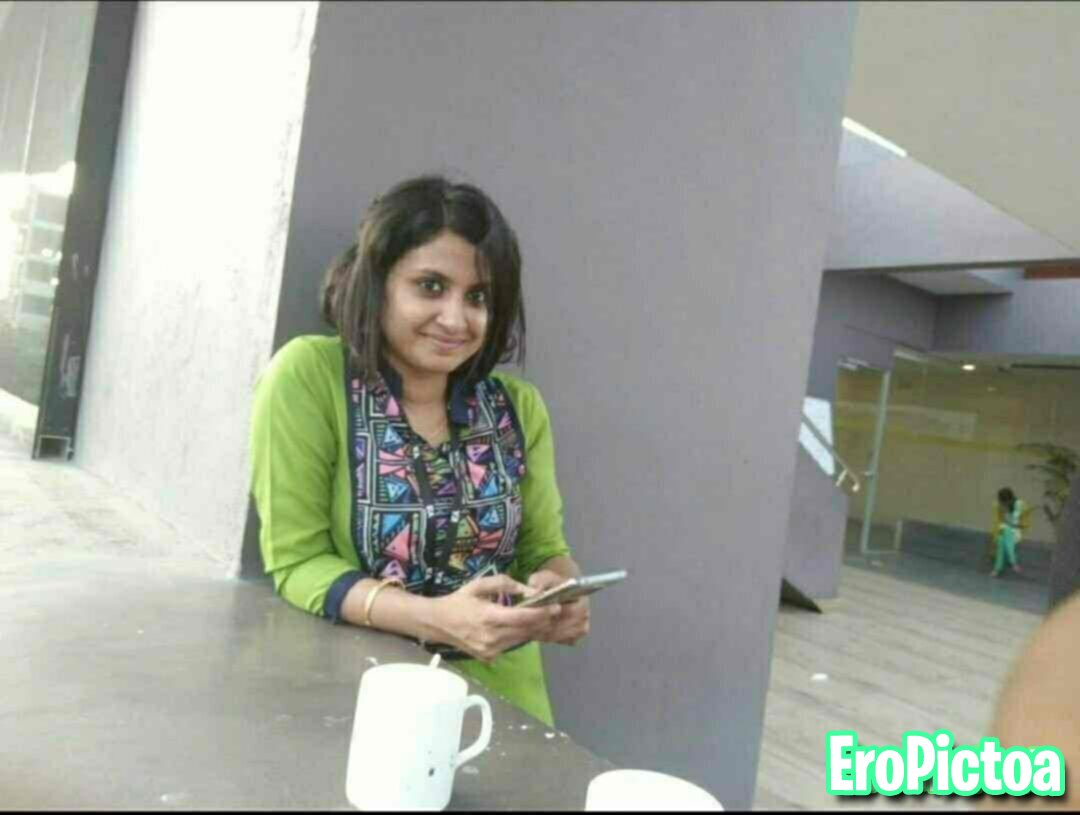 Indian webslut photo featuring indian - Part 13