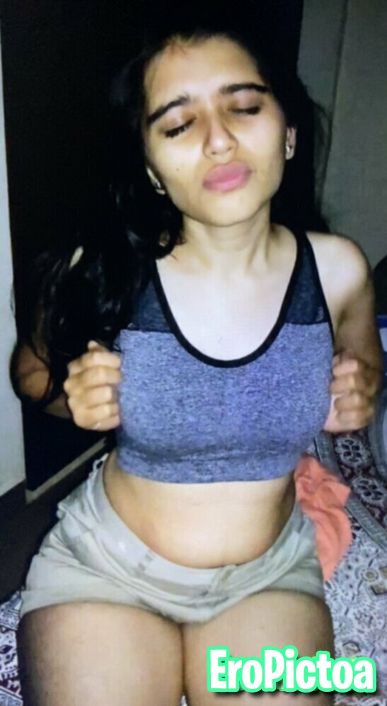 Indian webslut photo featuring blowjob - Part 12