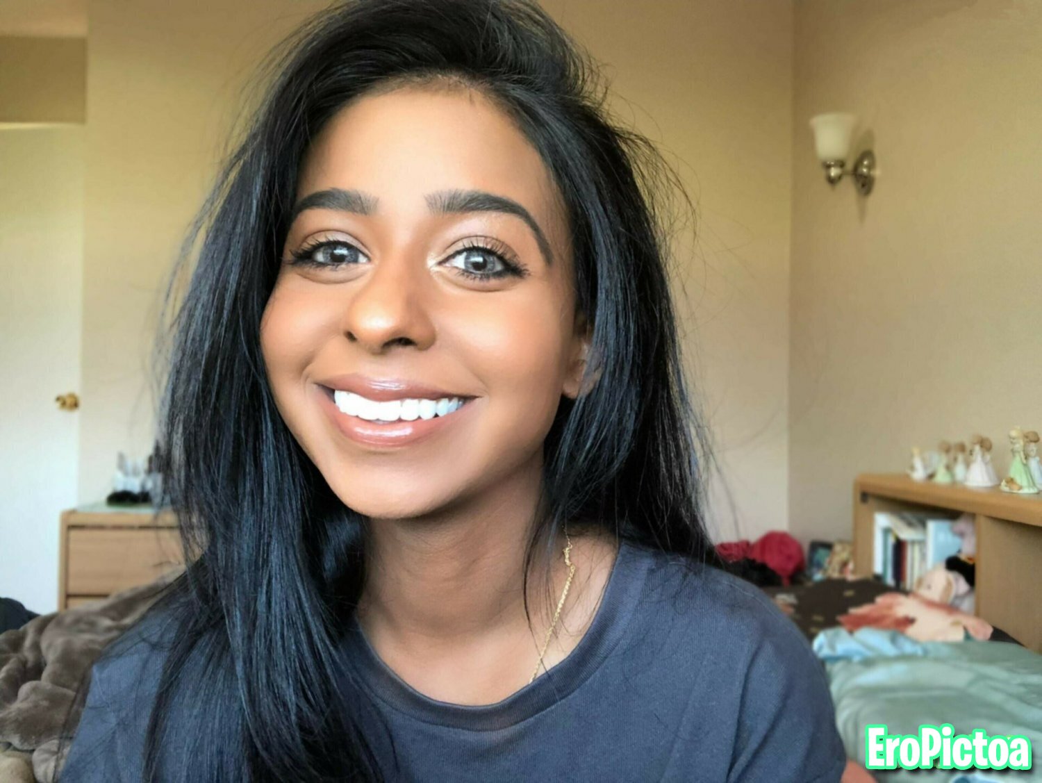 Indian webslut photo featuring amateur