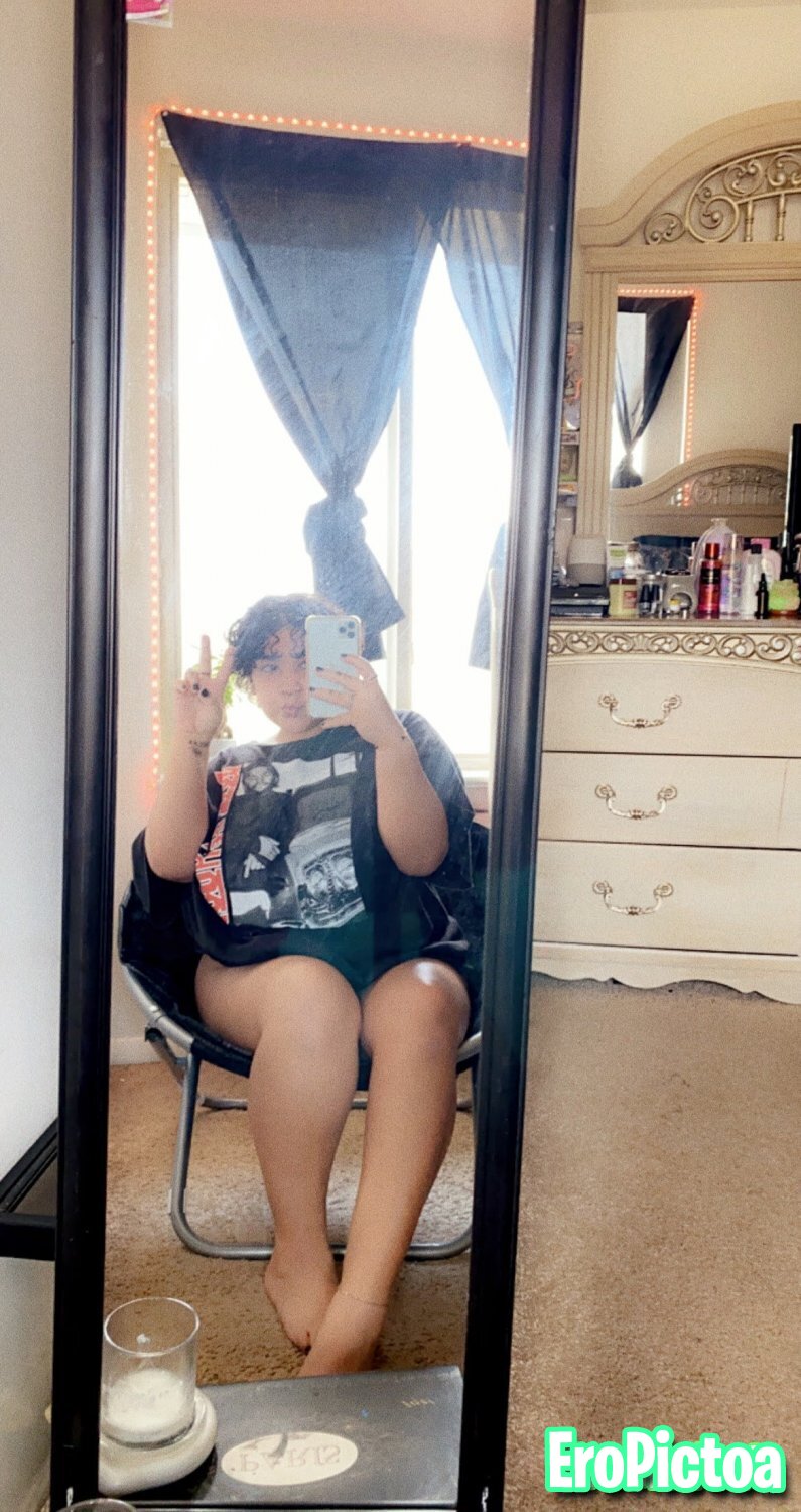 Hazel webslut exposed photo