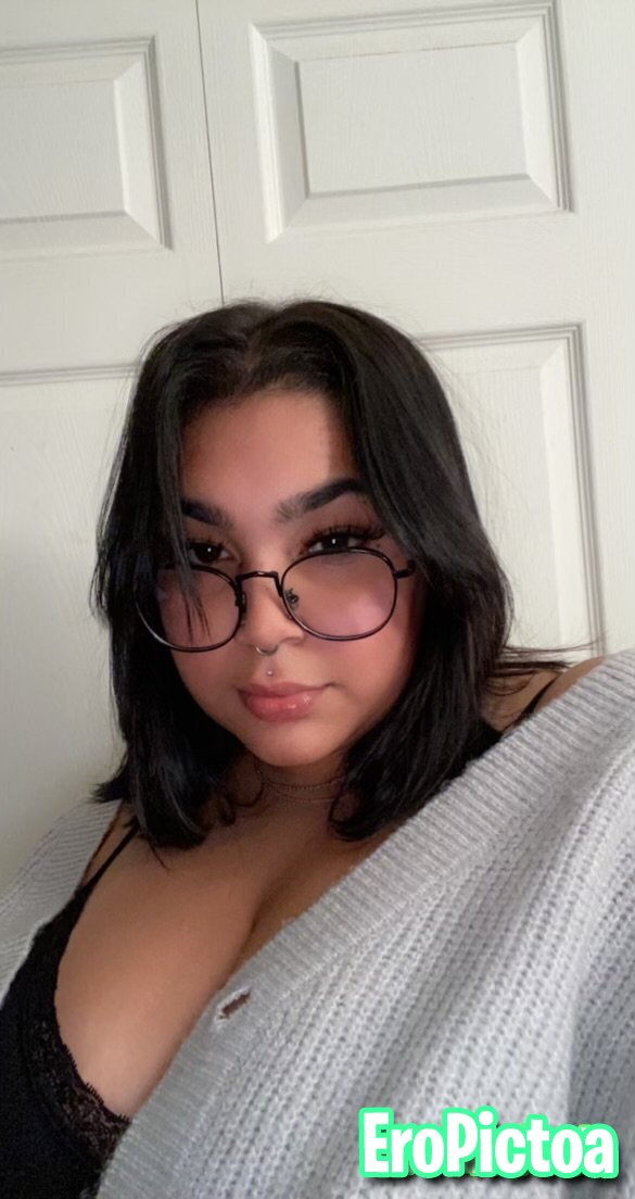 Hazel webslut exposed photo