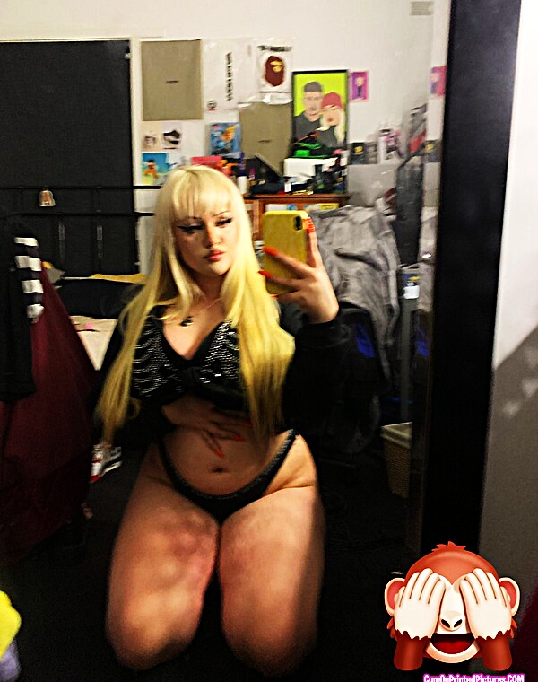 Thumbnail for Chubby Fuckpig GF Zoe wants to be a webslut